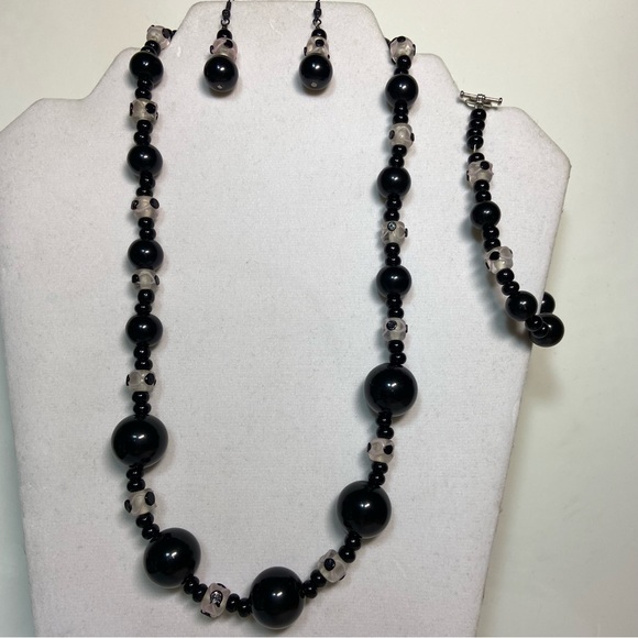 Handmade acrylic black & pink silver wire necklace, bracelet and earrings. NWOT. - Picture 2 of 5